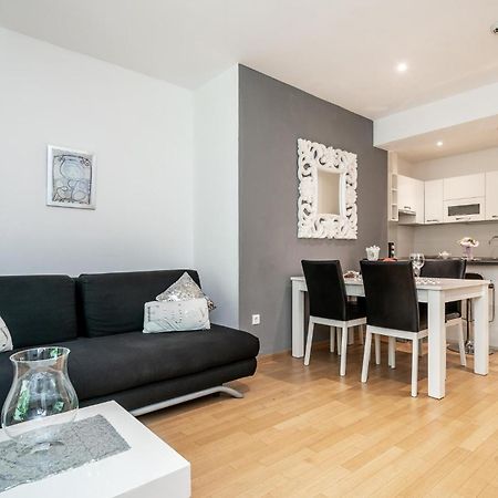 1 Bedroom Amazing Apartment In Dubrovnik Exteriör bild